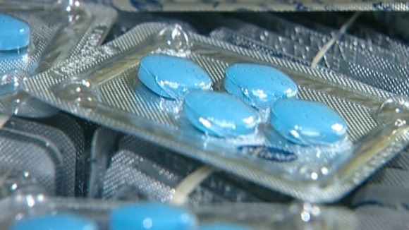 Investigation teams uncover hundreds of packets of drugs
