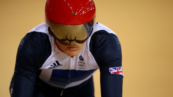 Victoria Pendleton in action against Russia's Ekaterina Gnidenko in the Olympics