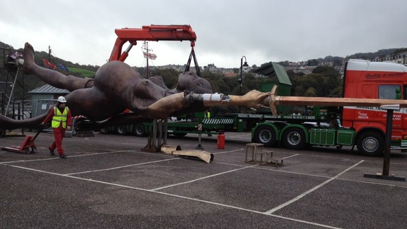 Damien Hirst's statue of Verity arrives at Ilfracombe