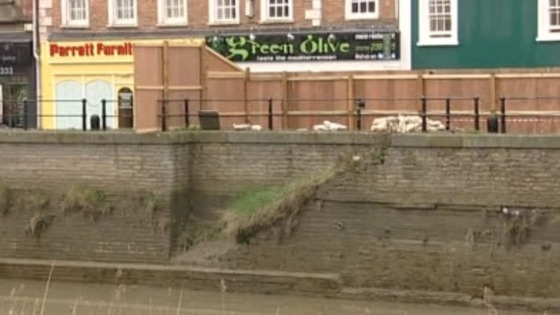 Bridgwater restaurant on dangerous wall