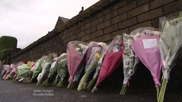Flowers outside house in Penygroes