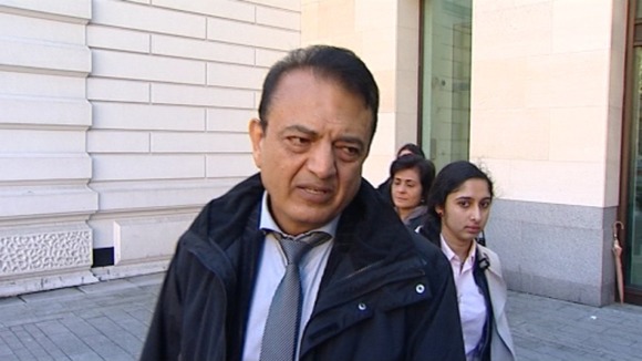 Anni Dewani's family speaking outside court