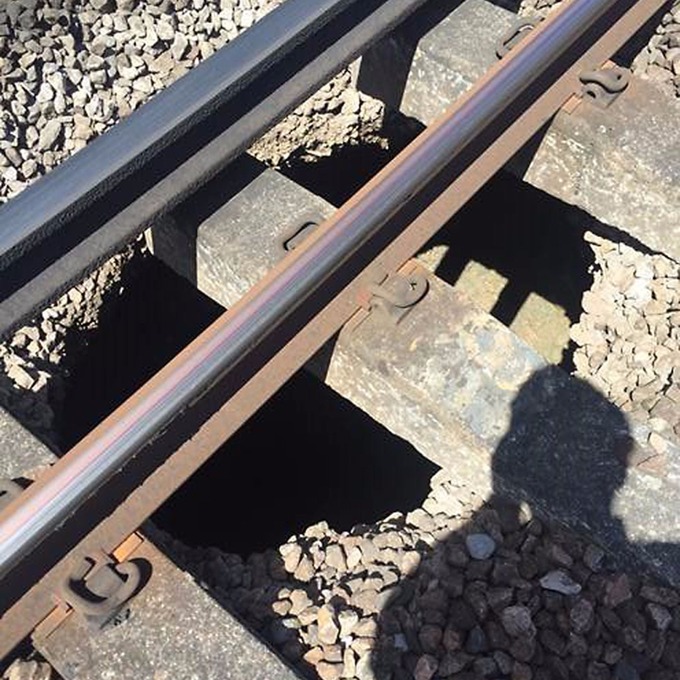 ,