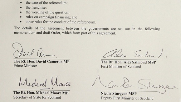 Referendum agreement signed by Prime Minister David Cameron and Scotland First Minister Alex Salmond