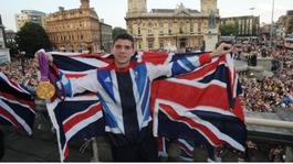 Luke Campbell celebrates his gold medal win 