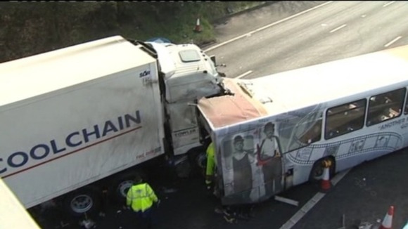 Lorry crash, M5
