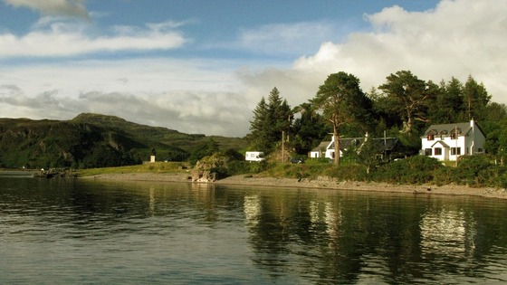 The village of Glenelg