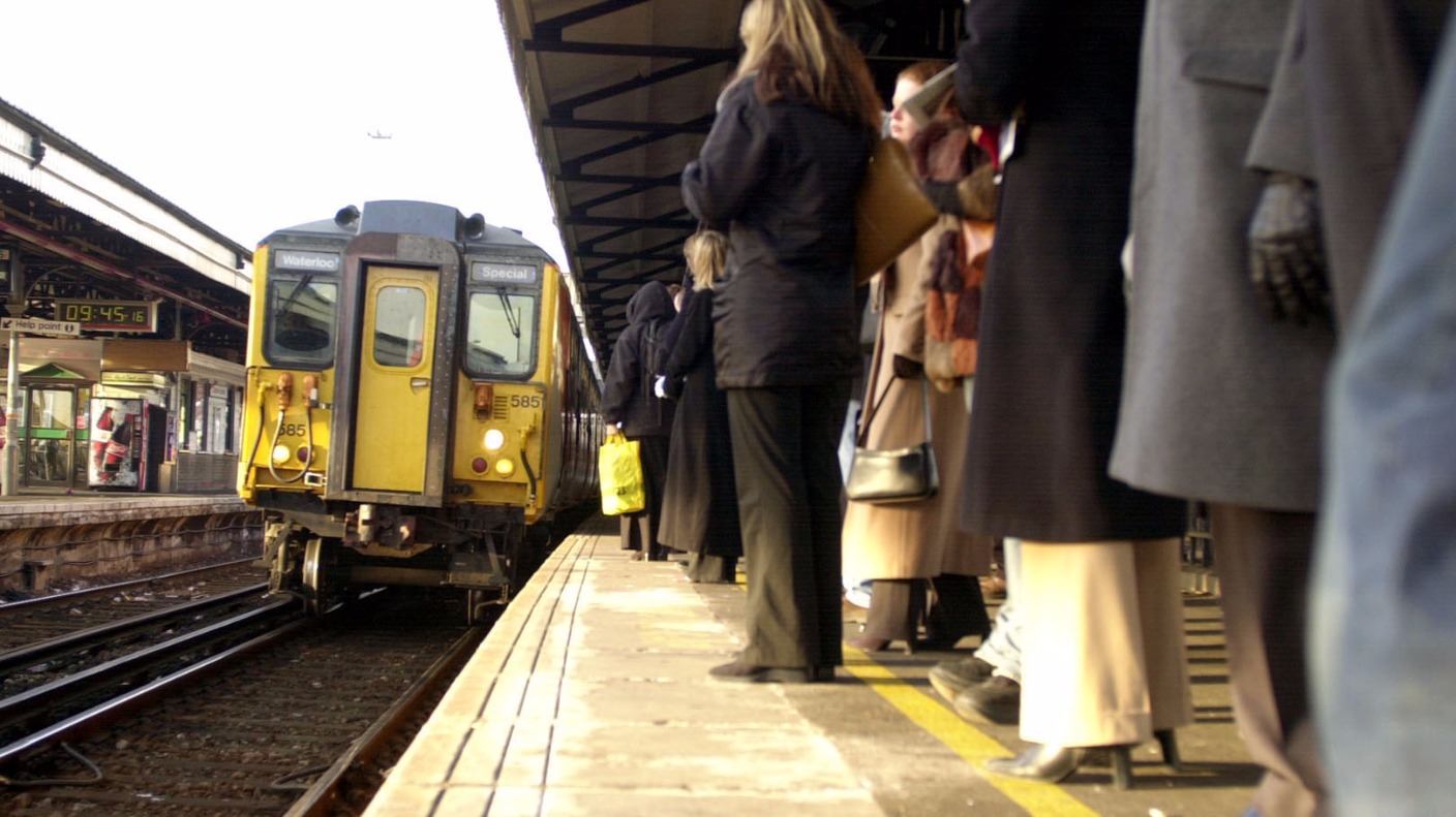 delayed-train-passengers-could-be-informed-of-compensation-rights-via
