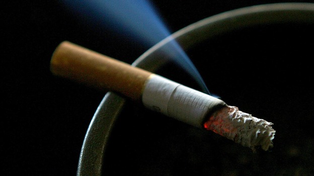 A new scientific study says quitting smoking before middle age could extend life.