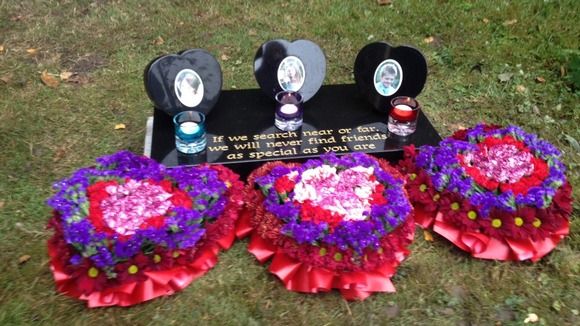 memorial plaque