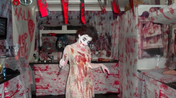 Halloween House 1