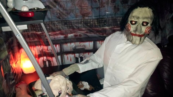 HAlloween House saw
