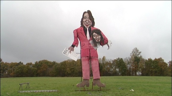 Jonathan Ross and Russell Brand effigy