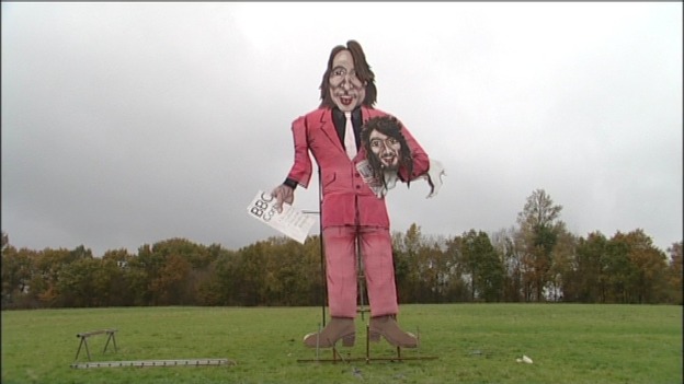 Jonathan Ross and Russell Brand effigy