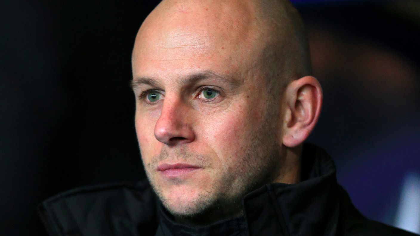 Adam Murray resigns as Mansfield Town manager | Central - ITV News