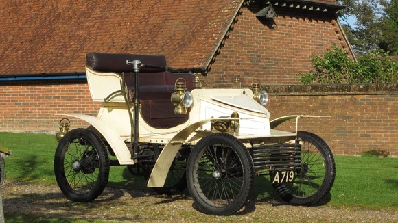 The 1903 vintage Vauxhall