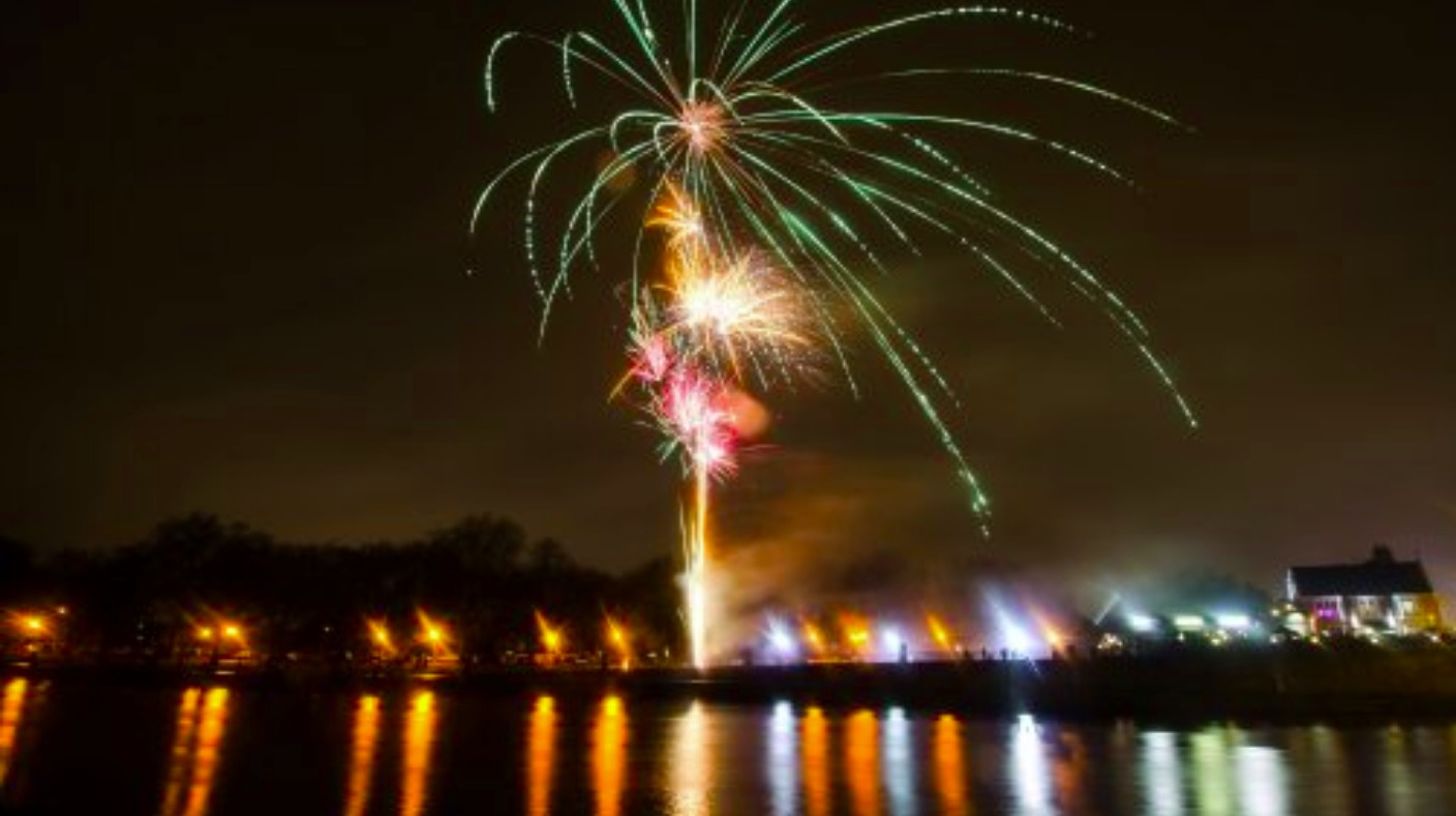 new year fireworks nottingham new year s services for nottingham announced new year fireworks nottingham new year s services for nottingham announced