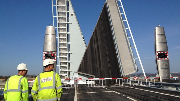 Twin Sails Bridge