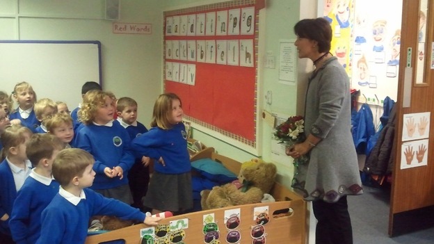 The Duchess visiting children at Holley Park Primary School