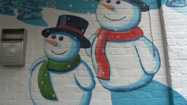 Snowmen mural