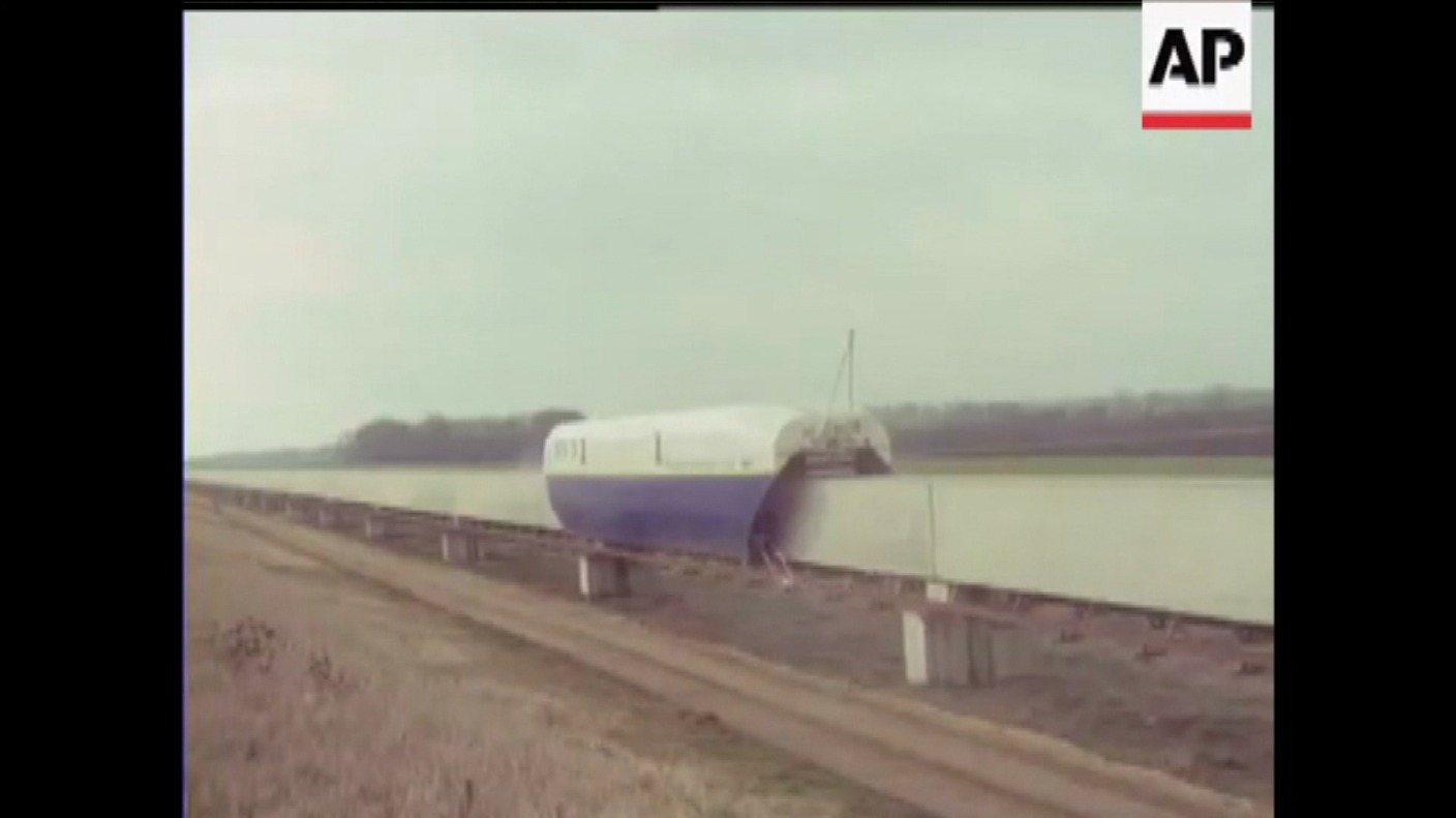 Hovertrain: the rocket science-using vehicle which was ahead of its time