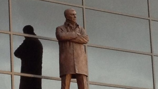 Sir Alex Ferguson statue