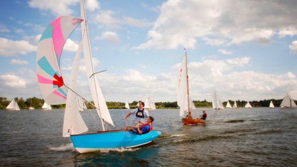 Dinghy sailing on the Broads