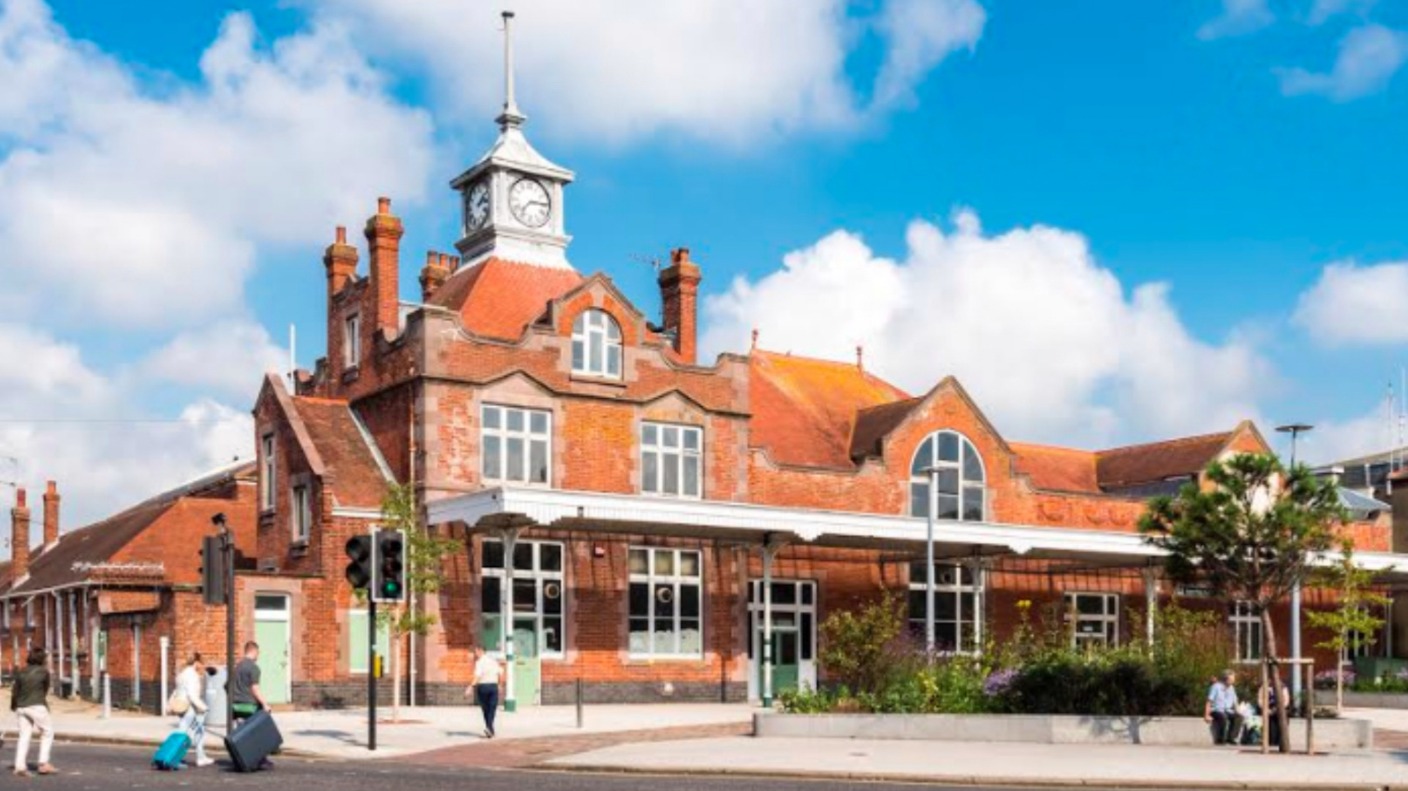 Million pound renovation for Sussex rail station