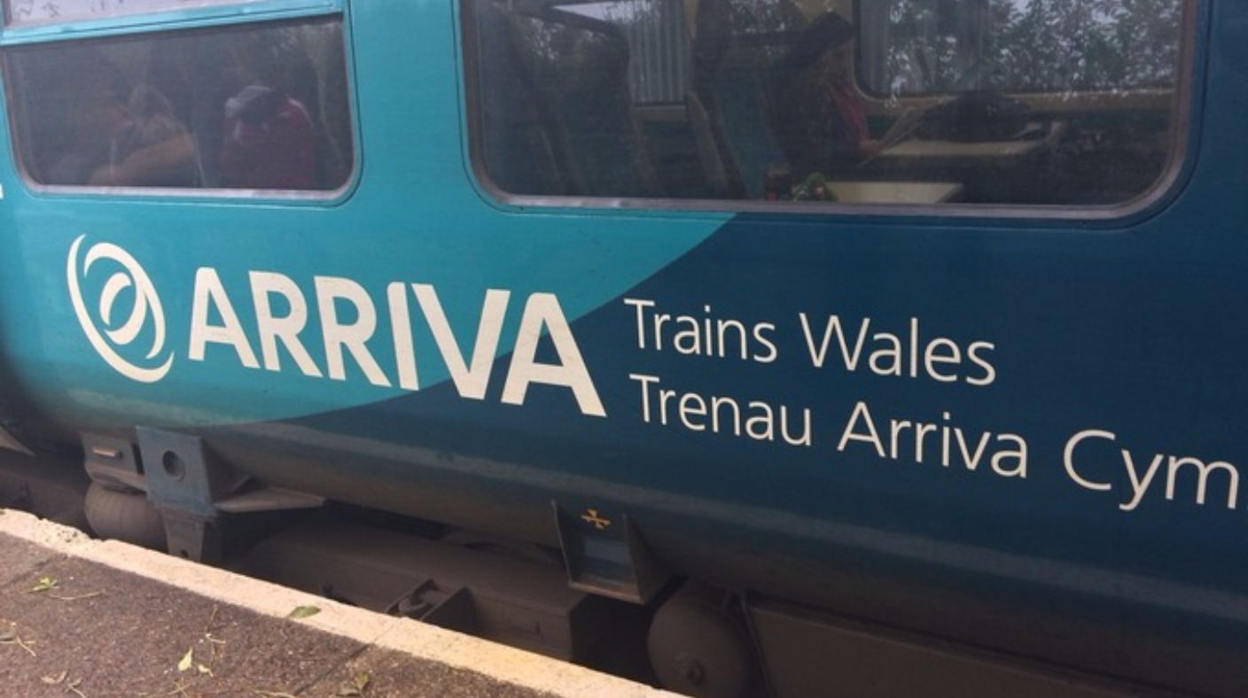 Trains delayed as tracks 'too hot' in March sunshine