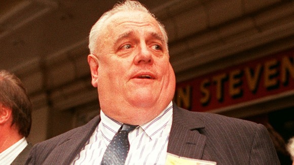 Cyril Smith pictured in Blackpool in 1990