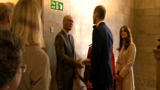 The Duchess of Cambridge admires the surroundings.