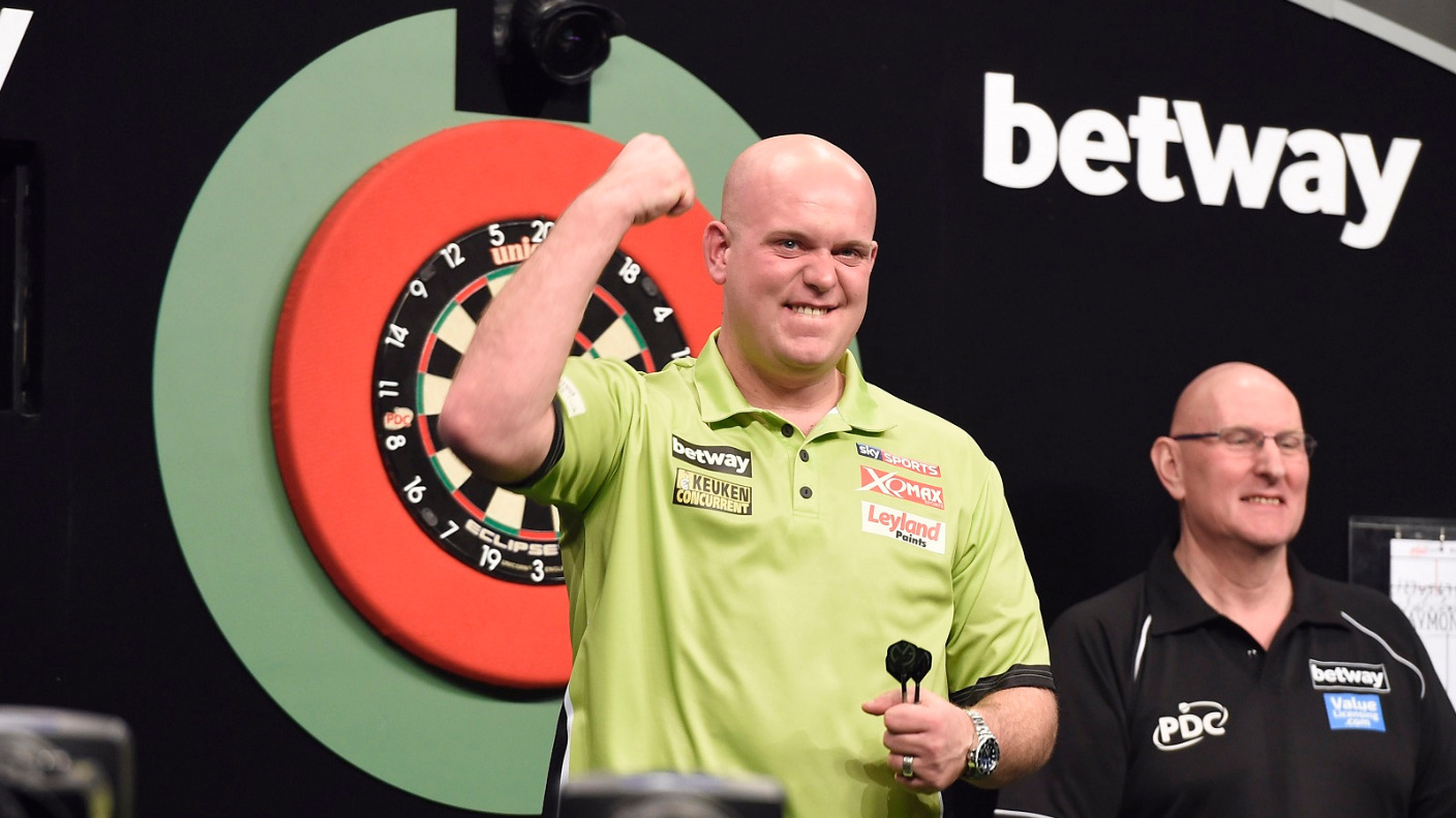 Taylor produces stunning comeback in final Belfast appearance - ITV News