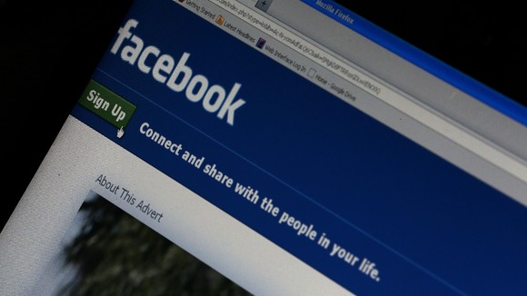 A Northern Ireland court has ordered the removal of a page monitoring paedophiles.