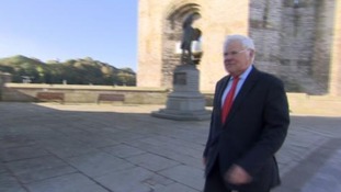 Dewi Pritchard-Jones walking