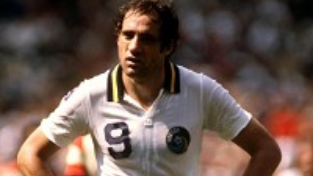 Italian football legend Chinaglia dies aged 65 ITV News