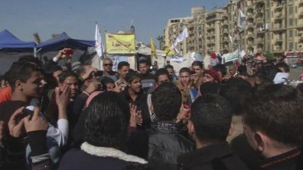 Opponents of President Morsi remain in smaller numbers in Tahrir Square.