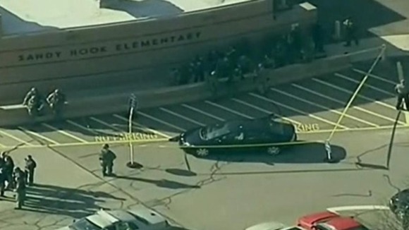 Police outside Sandy Hook Elementary School