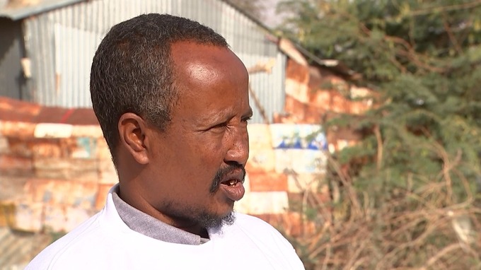 Mohammed lost three of his children to cholera and is now educating people about the disease.