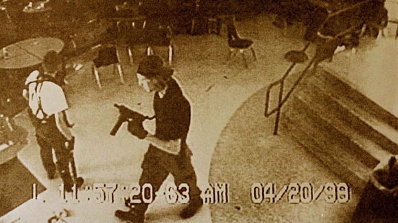 Dylan Klebold (R) and Eric Harris in Columbine High School CCTV