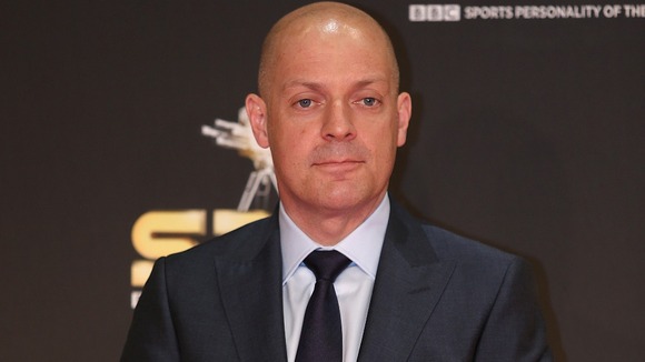 British cycling director Dave Brailsford is to be knighted