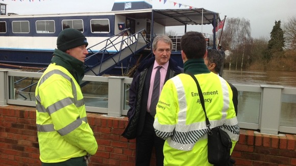 Environment Secretary meets Environment Agency workers