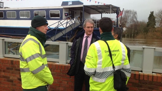 Environment Secretary meets Environment Agency workers