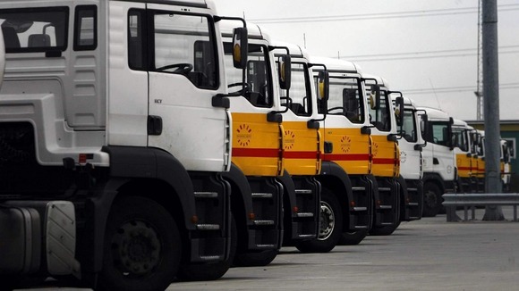 It is hoped the talks will help to avert a strike by fuel tanker drivers.