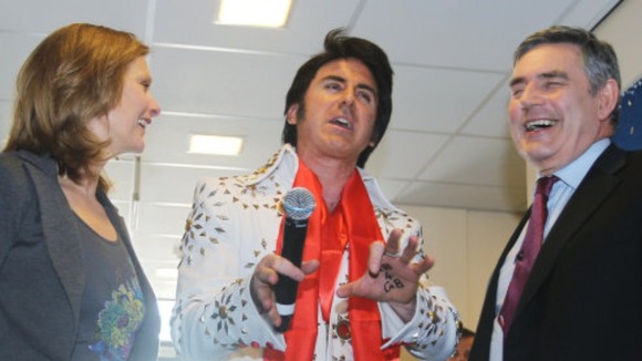 'The King of the Kings', Gordon Elvis with then Prime Minister Gordon Brown