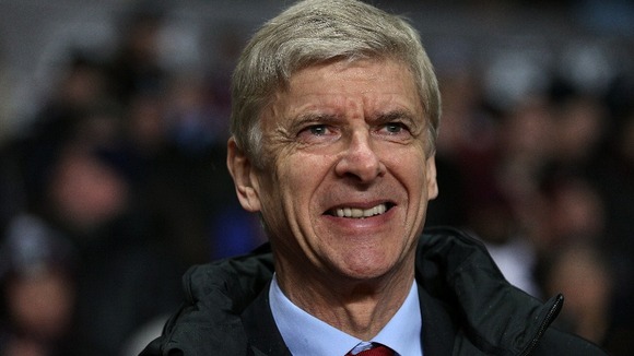 Arsene Wenger wants his team to put a smile back on his face