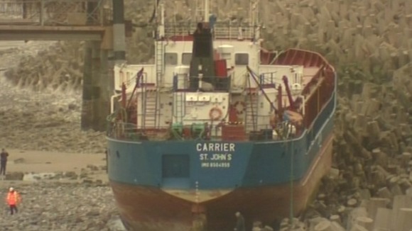Ship grounded on rocks near Llanddulas