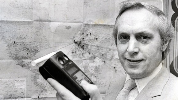 Dr Tom Parry Jones