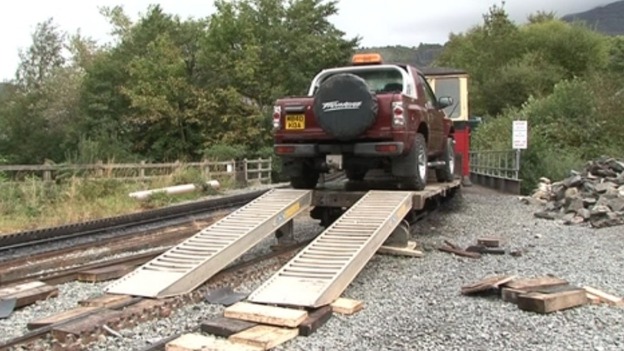 The 4x4 on Snowdon