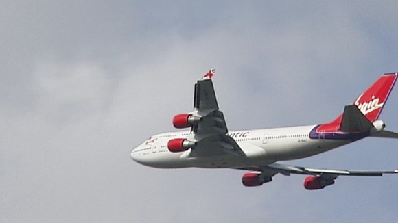 Virgin employee quits over celebrity details claim
