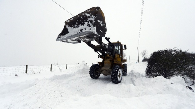 Shovelling snow in Tanfield County, Durham.